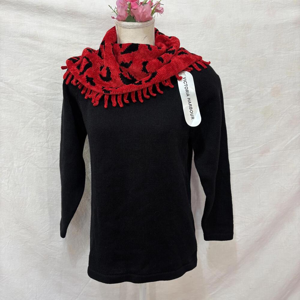 Vtg 90s Victoria Harbour knit red leopard print cowl neck sweater